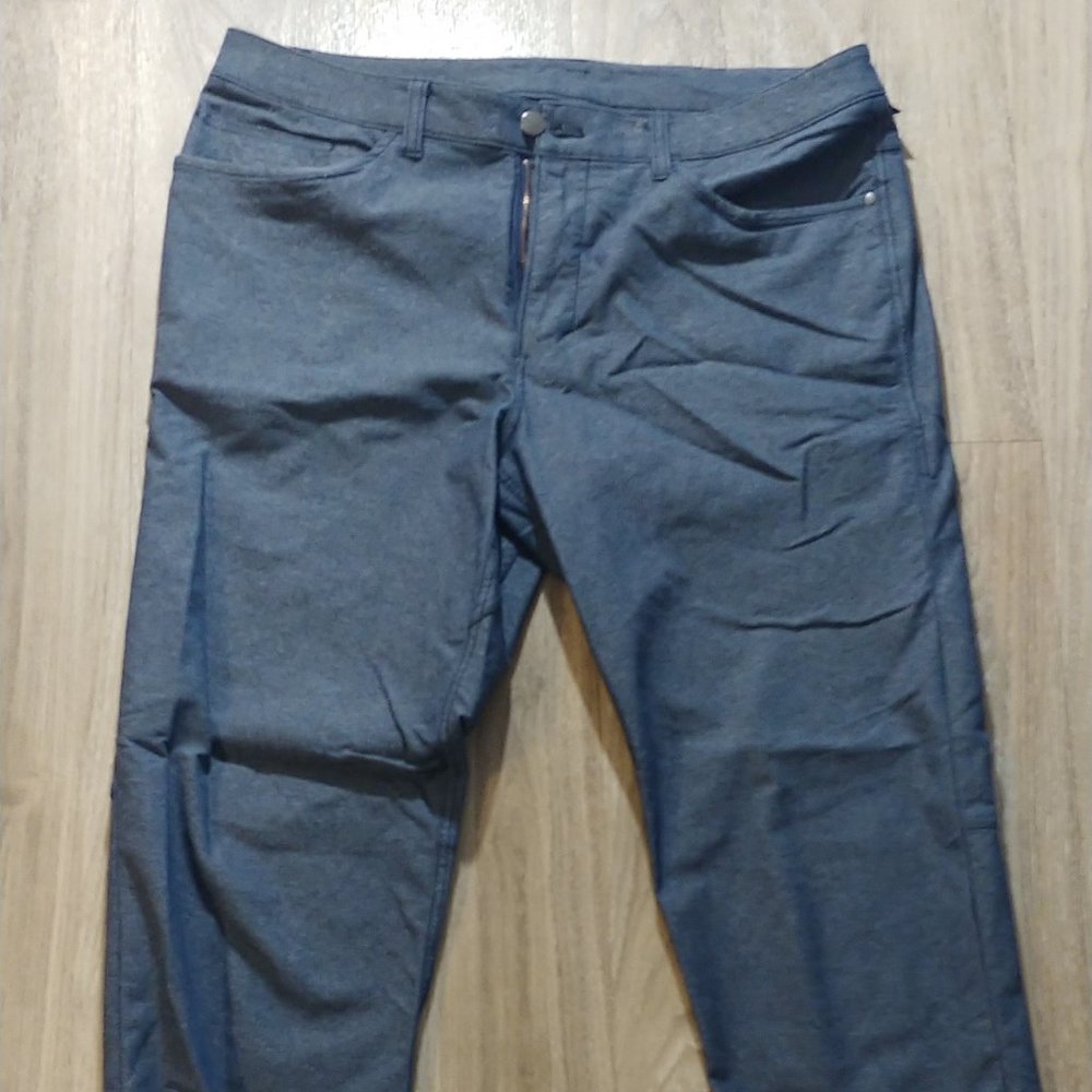 Lululemon ABC Pant Slim Tech Canvas 34" W/L